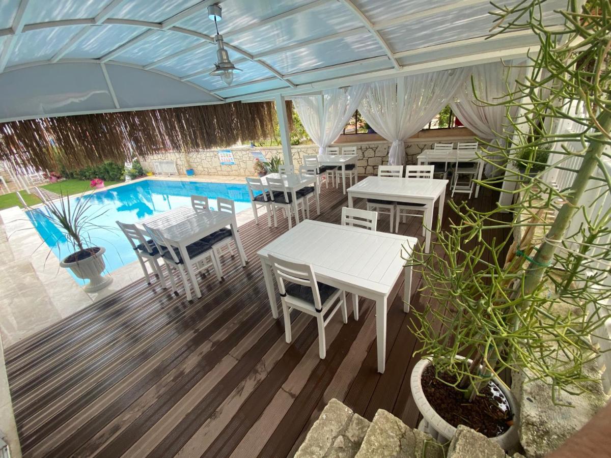 Alacati Eldoris Butik Hotel Exterior foto