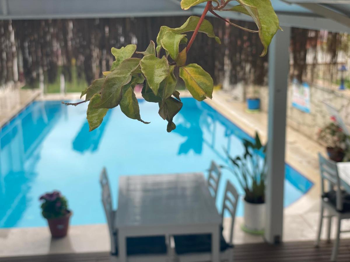 Alacati Eldoris Butik Hotel Exterior foto